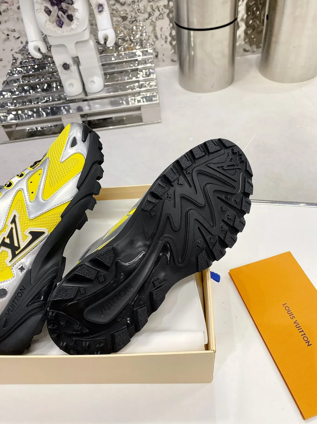 Louis Vuitton LV Runner Tatic Sneaker Yellow for Men Louis Vuitton LV Runner Tatic Sneaker Yellow for Men