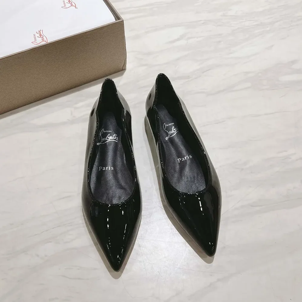 Christian Louboutin Hot Chickita Ballerinas Patent Calf Leather for Women in Black Christian Louboutin Hot Chickita Ballerinas Patent Calf Leather for Women in Black