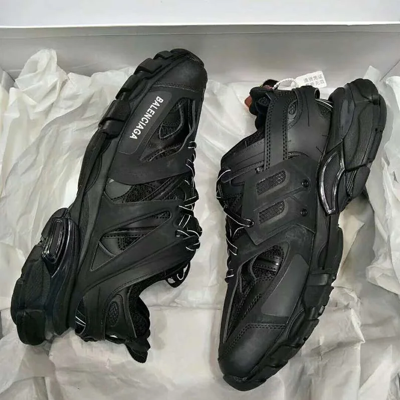Balenciaga Shoes Track Trainers in Black Mesh and Nylon for Men in Black Balenciaga Shoes Track Trainers in Black Mesh and Nylon for Men in Black