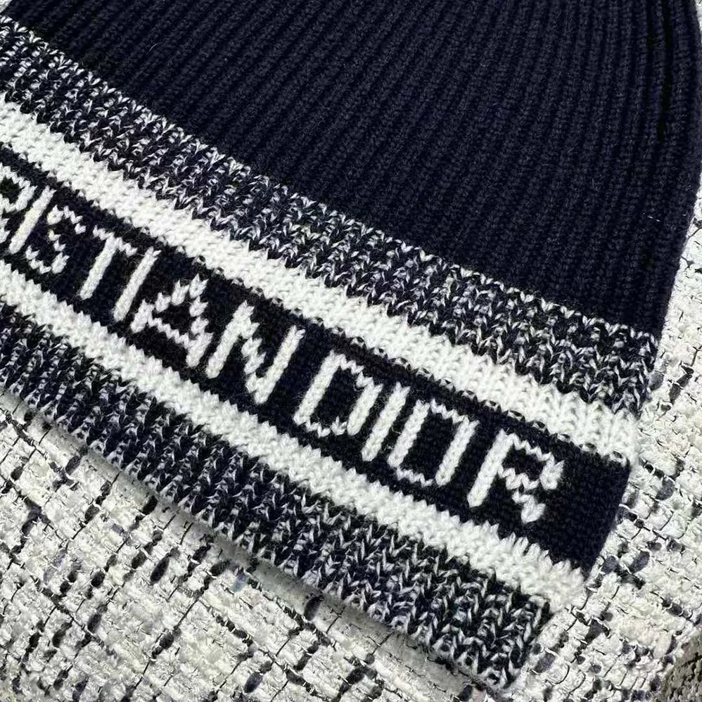 Dior D-White Beanie Black and Ivory Virgin Wool and Cashmere for Women Dior D-White Beanie Black and Ivory Virgin Wool and Cashmere for Women