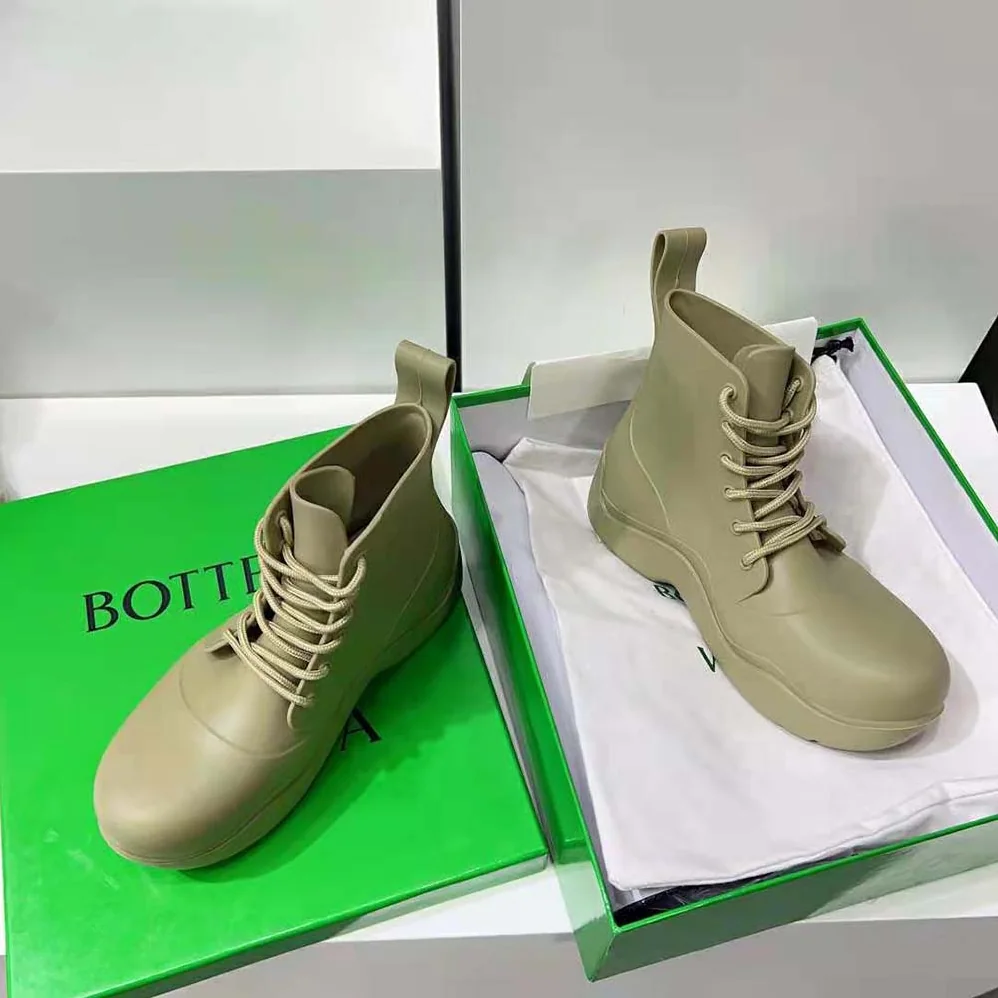 Bottega Veneta Puddle Lace-Up Ankle Boot for Unisex in Green