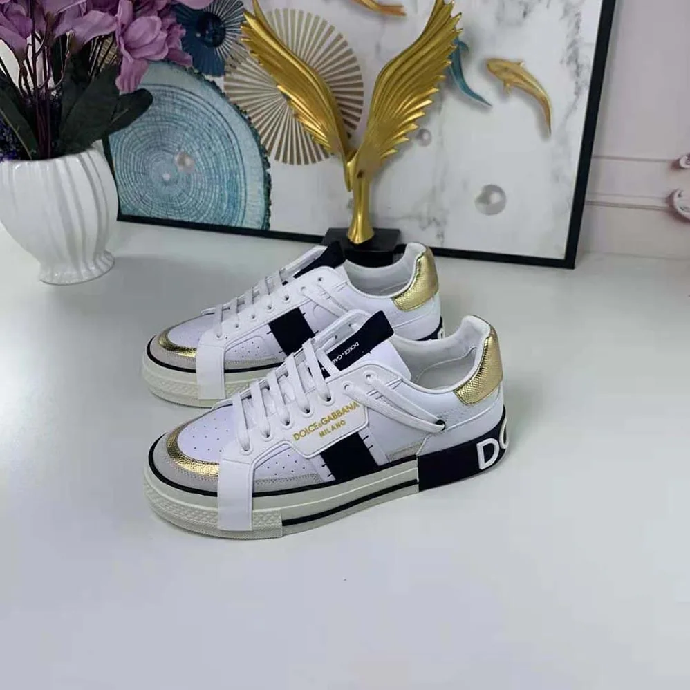 Dolce Gabbana D&G Calfskin 2.Zero Custom Sneakers with Contrasting Details for Women in Black Dolce Gabbana D&G Calfskin 2.Zero Custom Sneakers with Contrasting Details for Women in Black