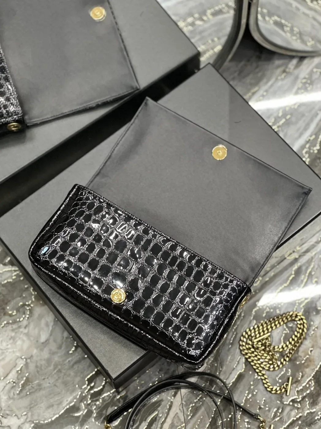 Saint Laurent Cassandre Phone Holder Black / Saint Laurent Cassandre Phone Holder Black /