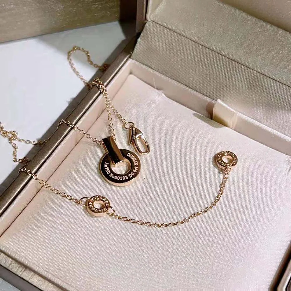 Bvlgari Bvlgari Necklace Ircular Motif has Evolved Into a Fresh Openwork Design Bvlgari Bvlgari Necklace Ircular Motif has Evolved Into a Fresh Openwork Design