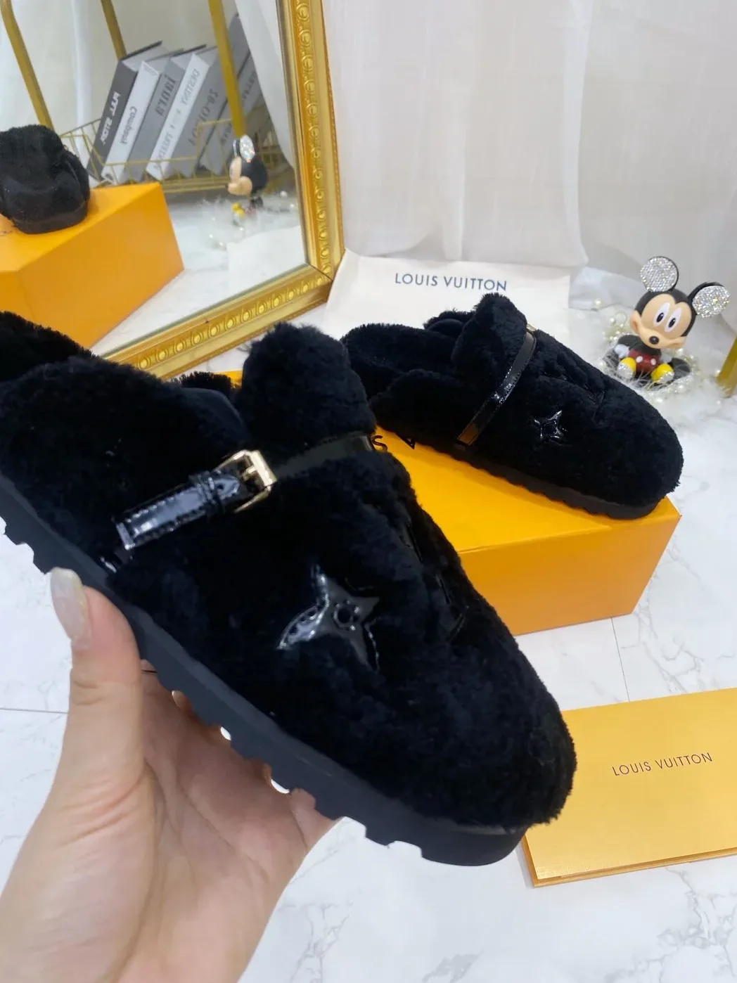 Louis Vuitton Winterbreak Flat Comfort Mule Dark Blue for Women