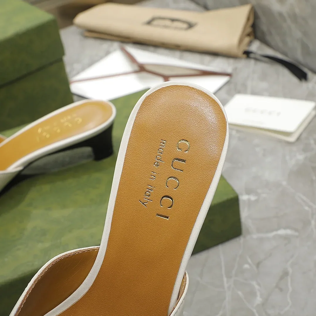 Gucci Slipper Sandals White Gucci Slipper Sandals White