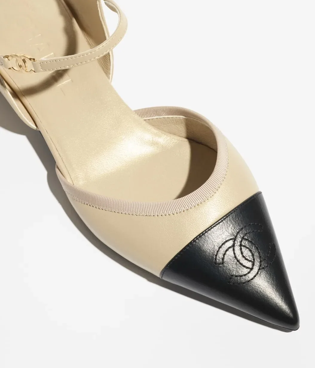 Chanel Slingbacks Beige/ Black --U7319