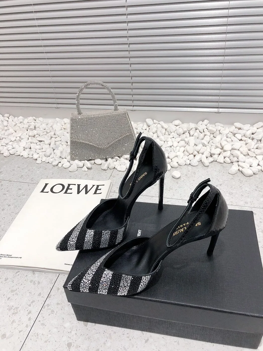 Saint Laurent Glittering Rhinestone Embellished Pumps Black YSL Saint Laurent Glittering Rhinestone Embellished Pumps Black YSL
