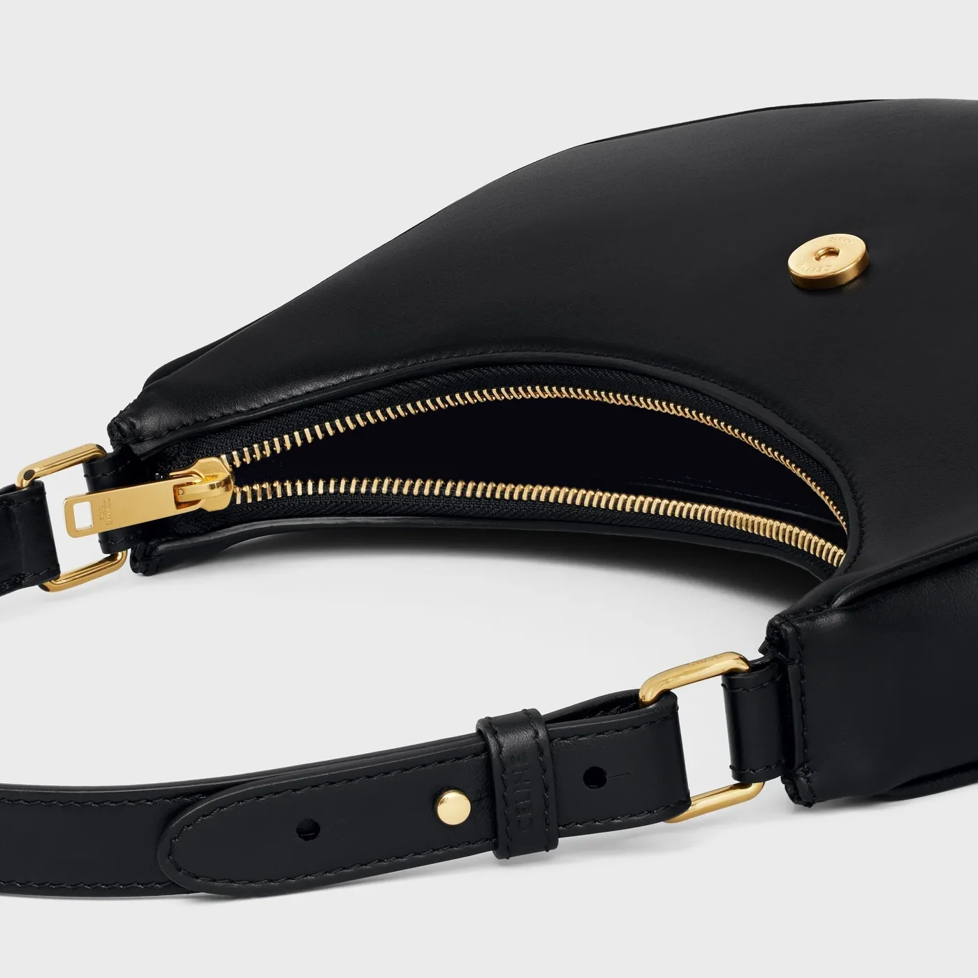 Celine Medium Ava Triomphe Bag Black .38NO