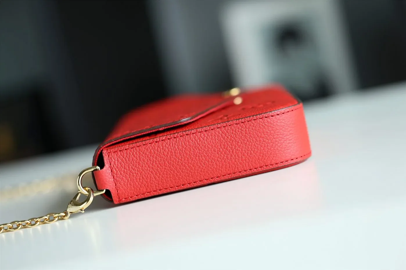 Louis Vuitton Pochette Felicie Monogram Empreinte Red Louis Vuitton Pochette Felicie Monogram Empreinte Red