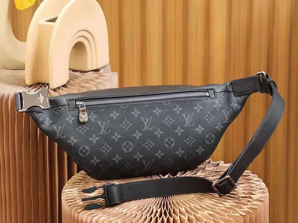 Louis Vuitton Discovery Bumbag in Black Silver Hardware Louis Vuitton Discovery Bumbag in Black Silver Hardware
