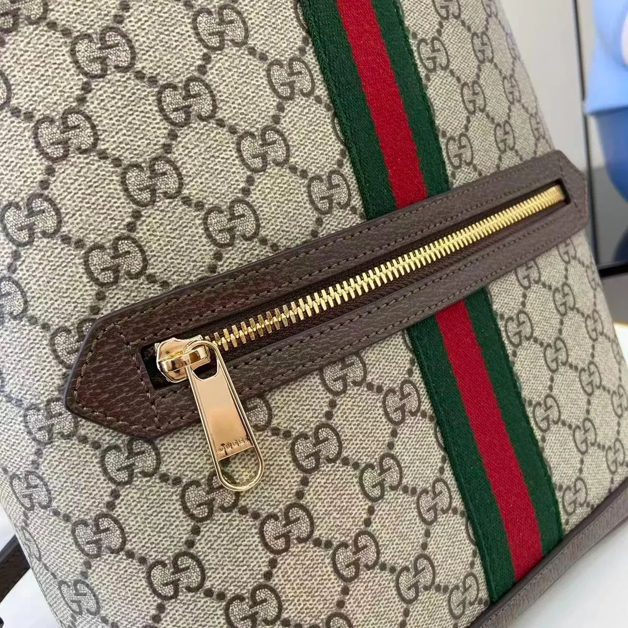 Gucci Ophidia Small Backpack / Beige/ Dark Brown Gold Hardware Gucci Ophidia Small Backpack / Beige/ Dark Brown Gold Hardware