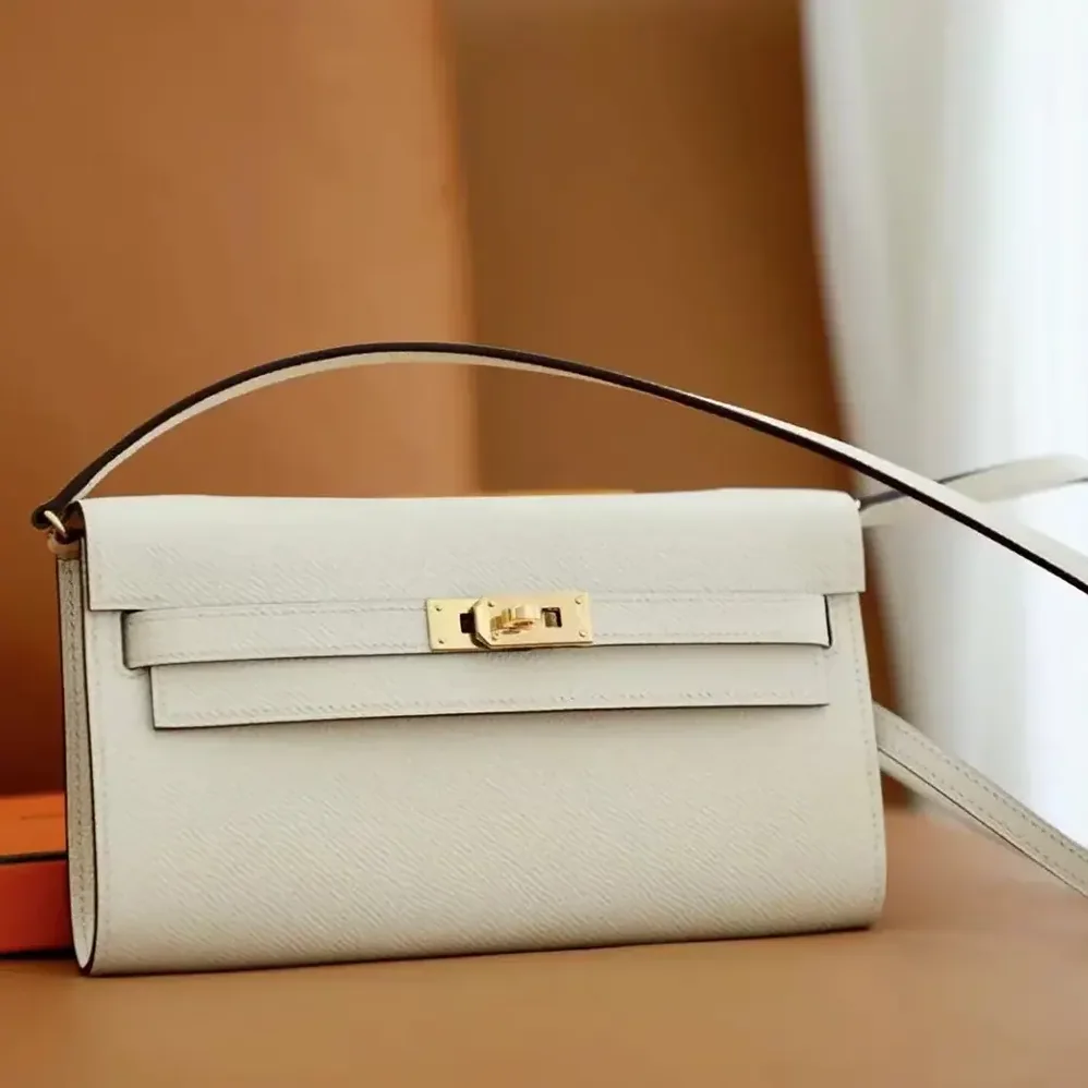 Hermes Kelly To Go in Epsom Leather for Women in White/Gold Hermes Kelly To Go in Epsom Leather for Women in White/Gold