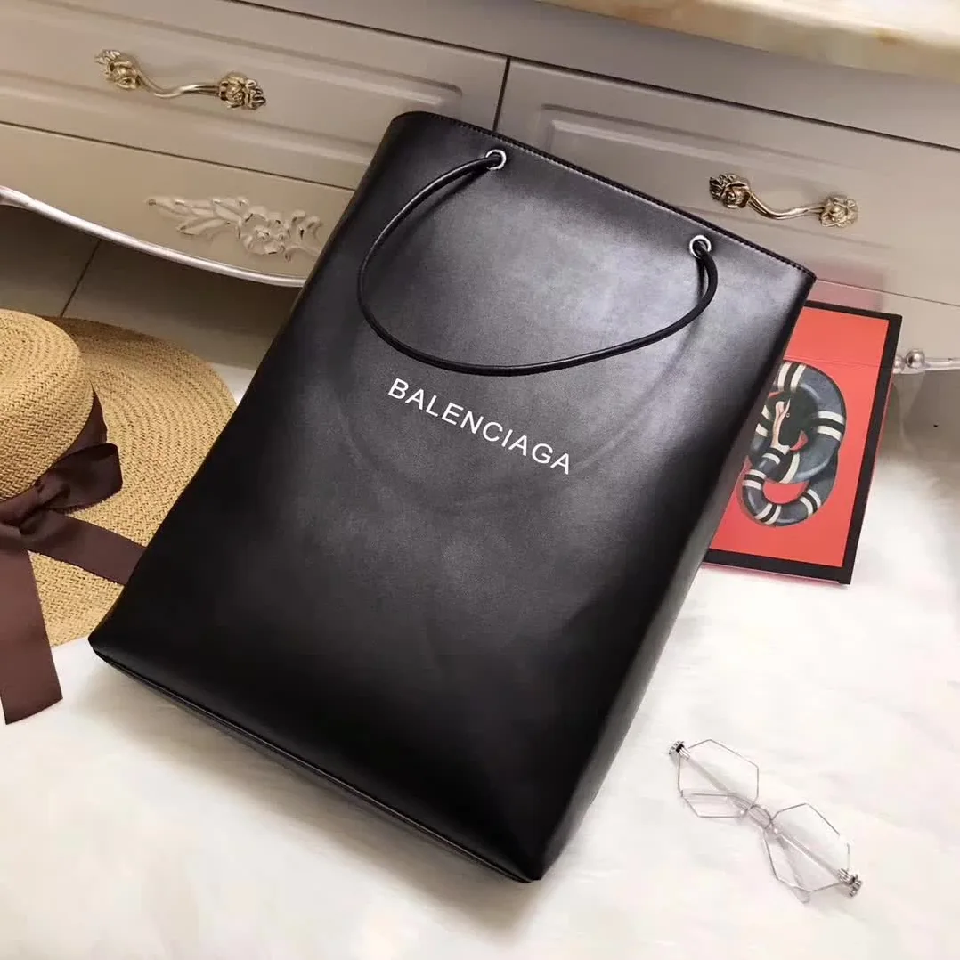 Balenciaga North-South Calfskin Shopping Bag M in Black Balenciaga North-South Calfskin Shopping Bag M in Black