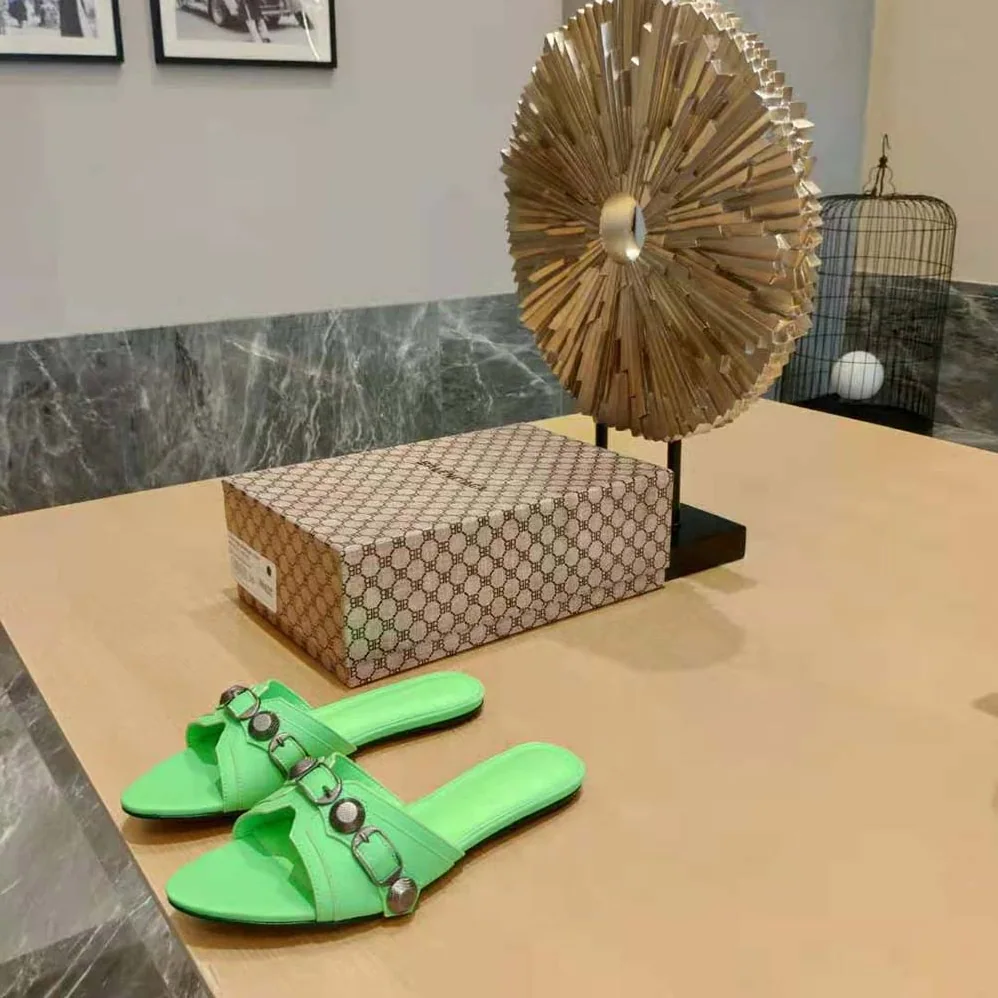 Balenciaga Cagole Sandal in Bright Green Arena Lambskin for Women