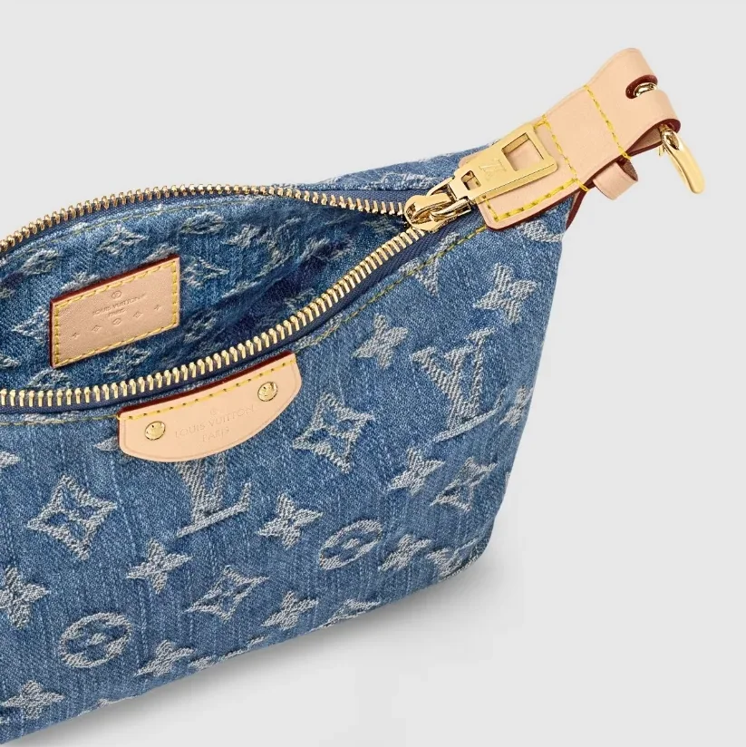 Louis Vuitton Hills Pochette Shoulder Bag in Blue Denim Gold Hardware