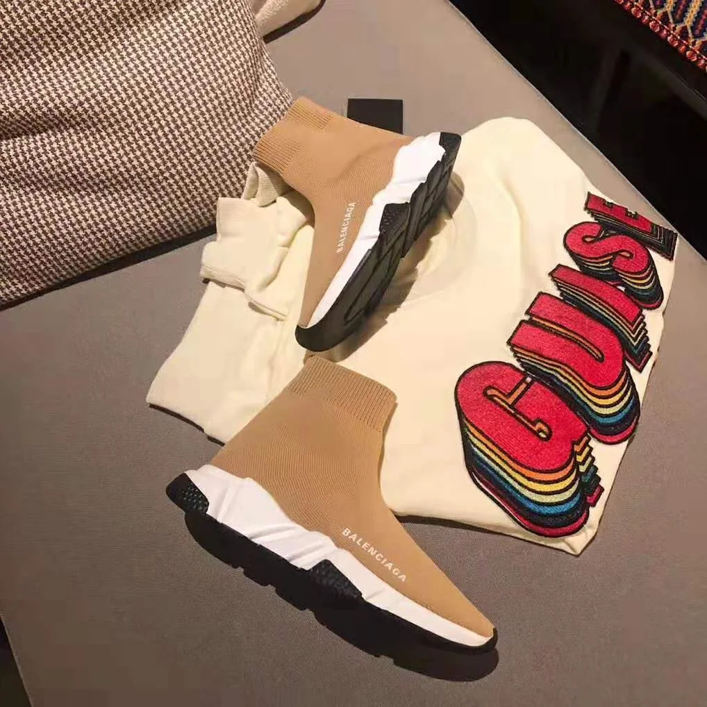 Balenciaga Speed Trainers in Knit and Balenciaga Logo for Women in Sandy