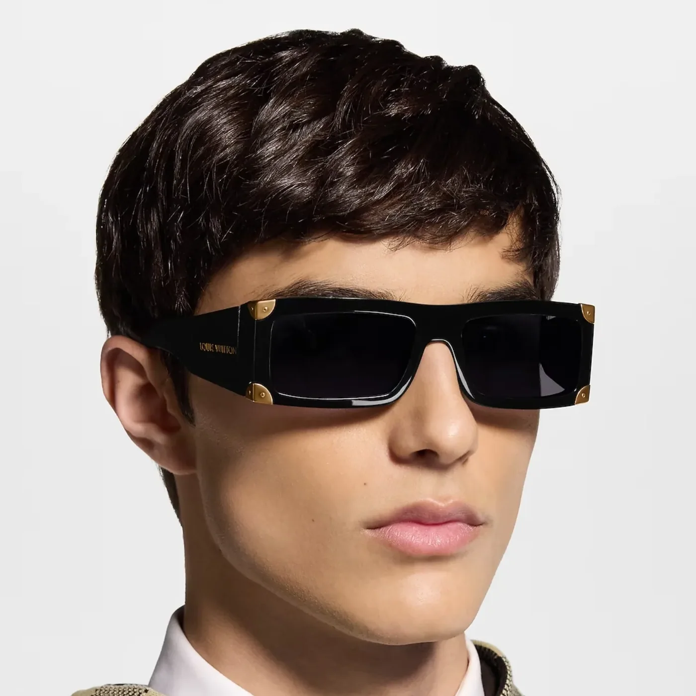 Louis Vuitton Heritage Low Square Sunglasses Black