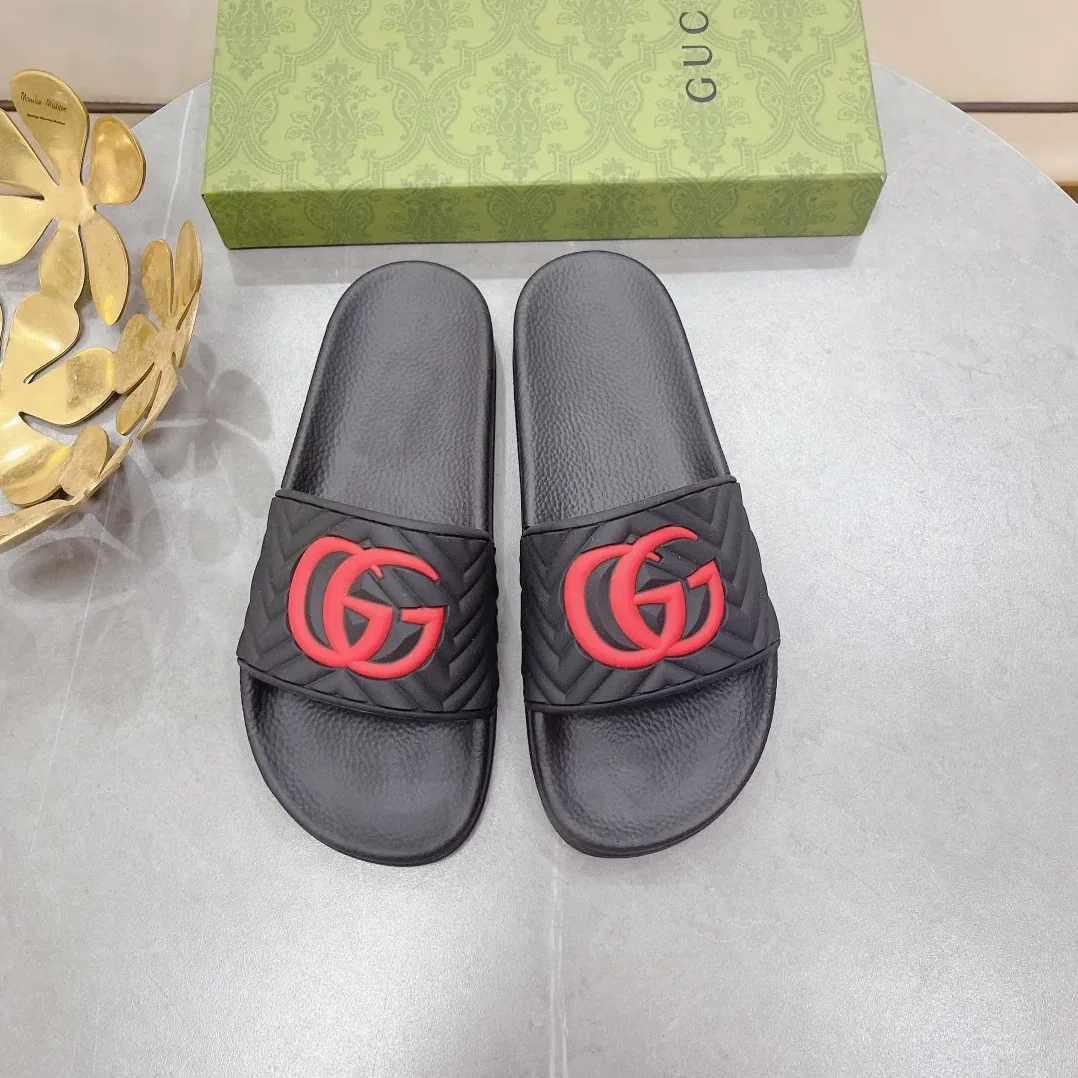 Gucci Quilted GG Rubber Slide Black And Red for Women