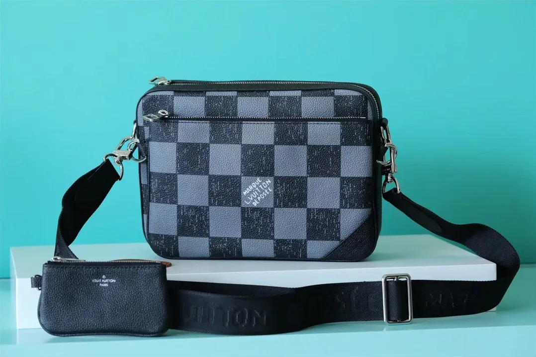 Louis Vuitton Trio Messenger Damier Graphite Louis Vuitton Trio Messenger Damier Graphite