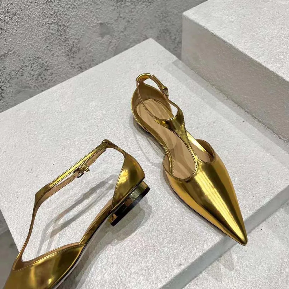 Bottega Veneta Rocket T-Bar Ballerina Flat Laminated Leather T-Bar Ballerina for Women in Gold Bottega Veneta Rocket T-Bar Ballerina Flat Laminated Leather T-Bar Ballerina for Women in Gold