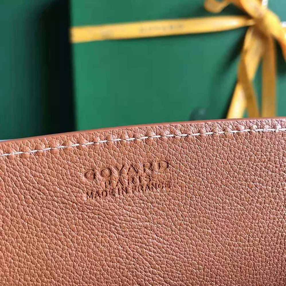 Goyard Rouette Structuré Pm Bag for Women in Brown Goyard Rouette Structuré Pm Bag for Women in Brown