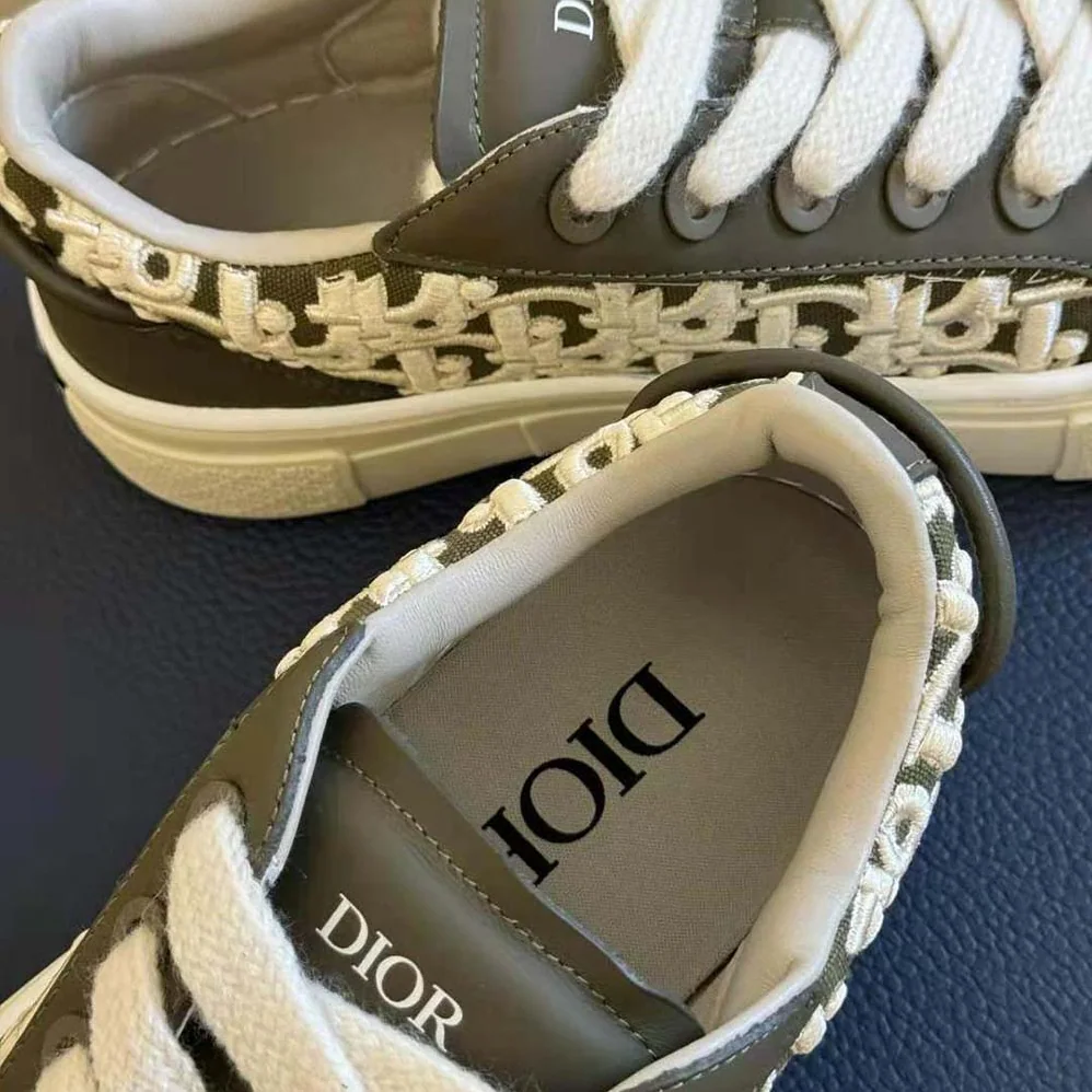 Dior B33 Sneaker – Limited and Numbered Edition Khaki Smooth Calfskin for Men Dior B33 Sneaker – Limited and Numbered Edition Khaki Smooth Calfskin for Men