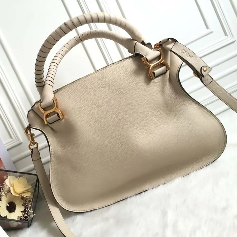 Chloe Marcie Bag in Grained Leather for Women in Beige Chloe Marcie Bag in Grained Leather for Women in Beige