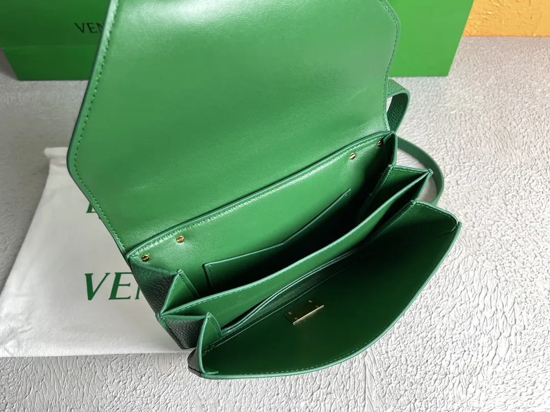 Bottega Veneta Mount Green