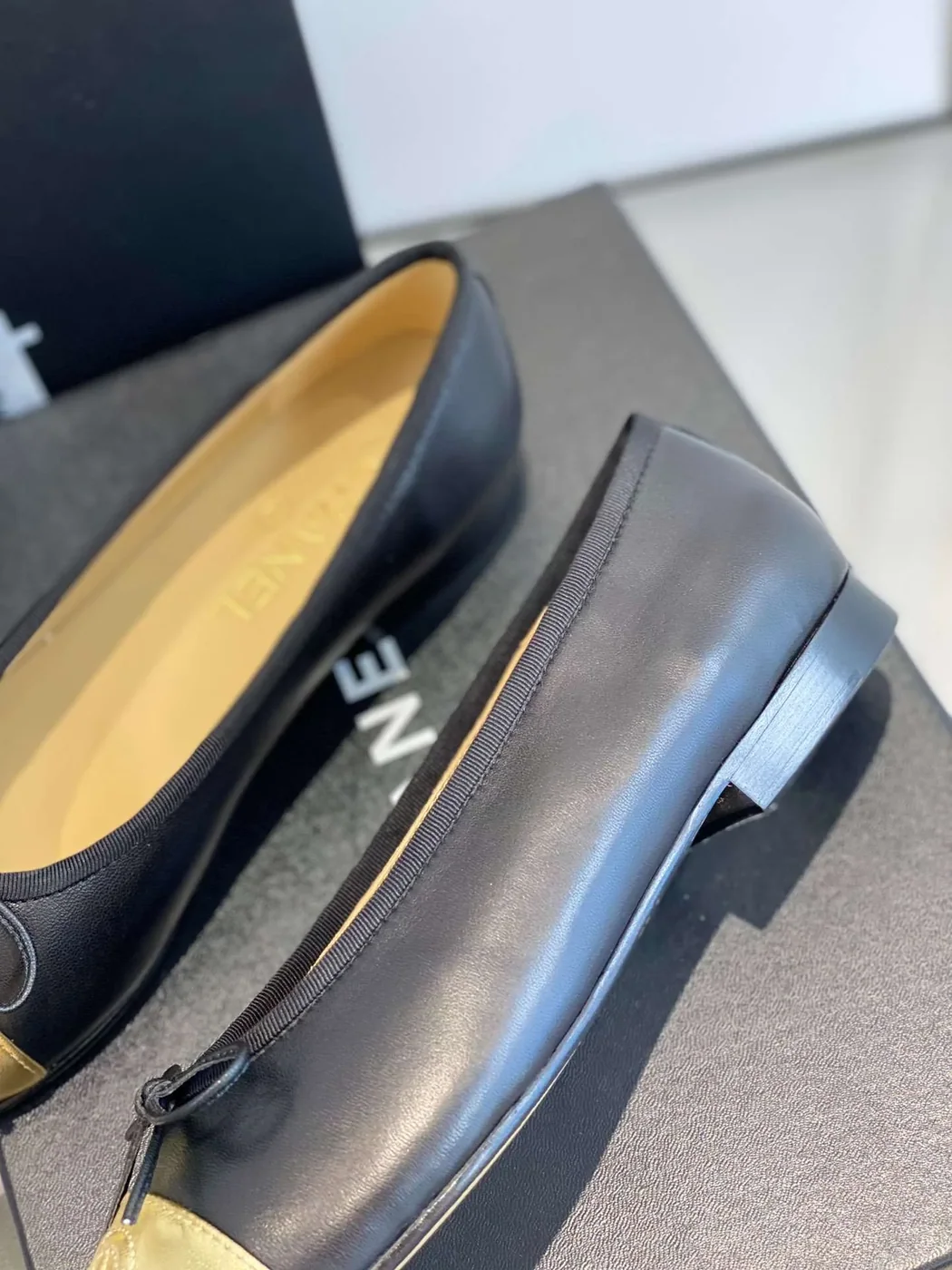 Chanel Ballet Flats Black in Gold Chanel Ballet Flats Black in Gold