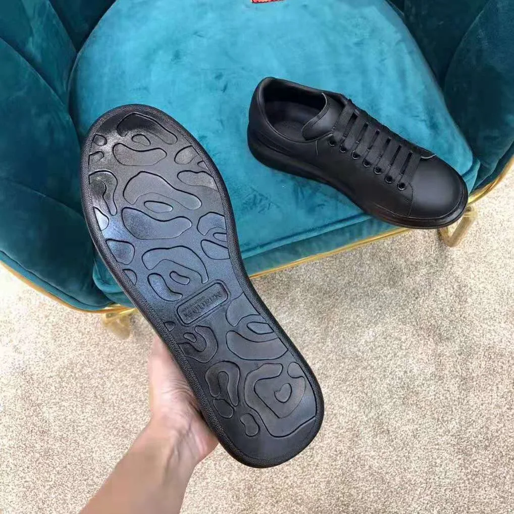 Alexander Mcqueen Shoes Oversized Sneaker Black Smooth Calf Leather Sneaker for Men