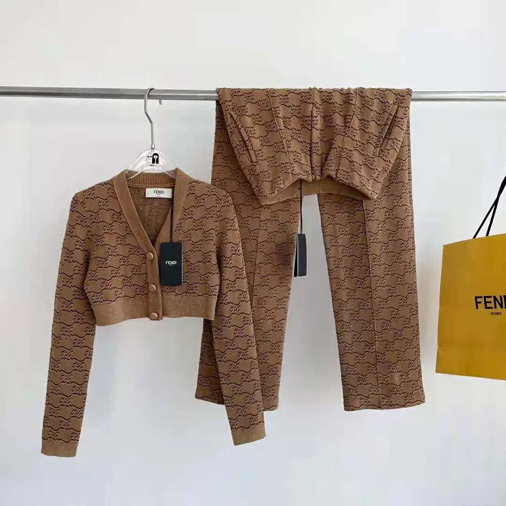 Fendi Pants Beige Velvet and Viscose Pants for Women Fendi Pants Beige Velvet and Viscose Pants for Women