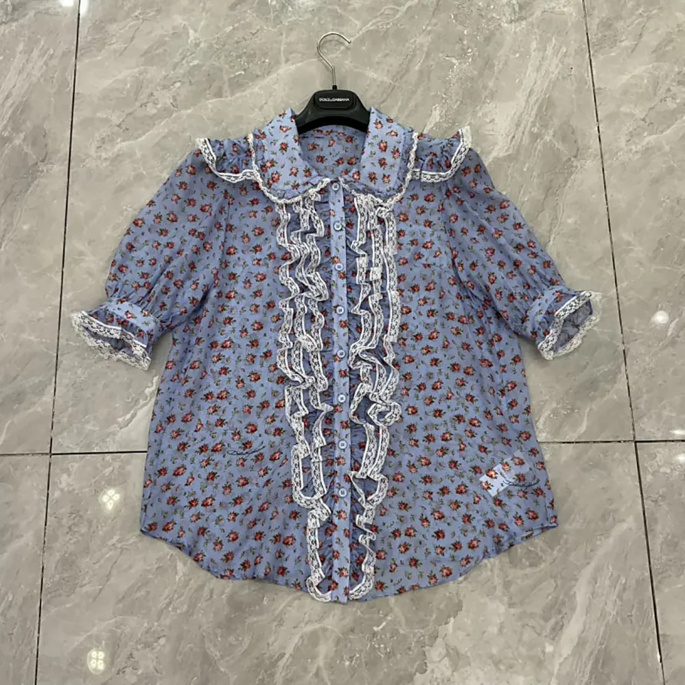 Dolce Gabbana D&G Small Rose for Women in Print Chiffon Shirt