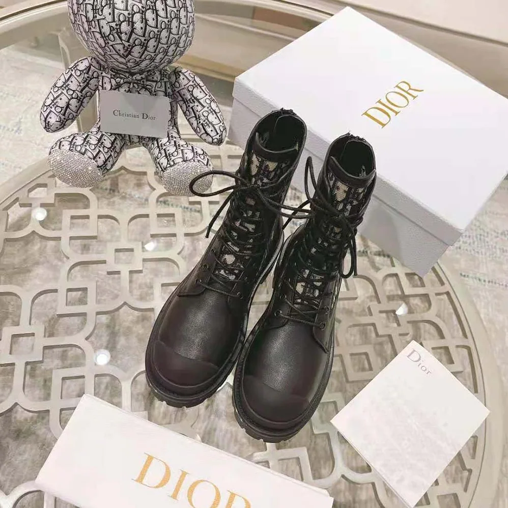 Dior Explorer Ankle Boot Beige and Black Dior Oblique Jacquard and Black Smooth Calfskin for Men Dior Explorer Ankle Boot Beige and Black Dior Oblique Jacquard and Black Smooth Calfskin for Men