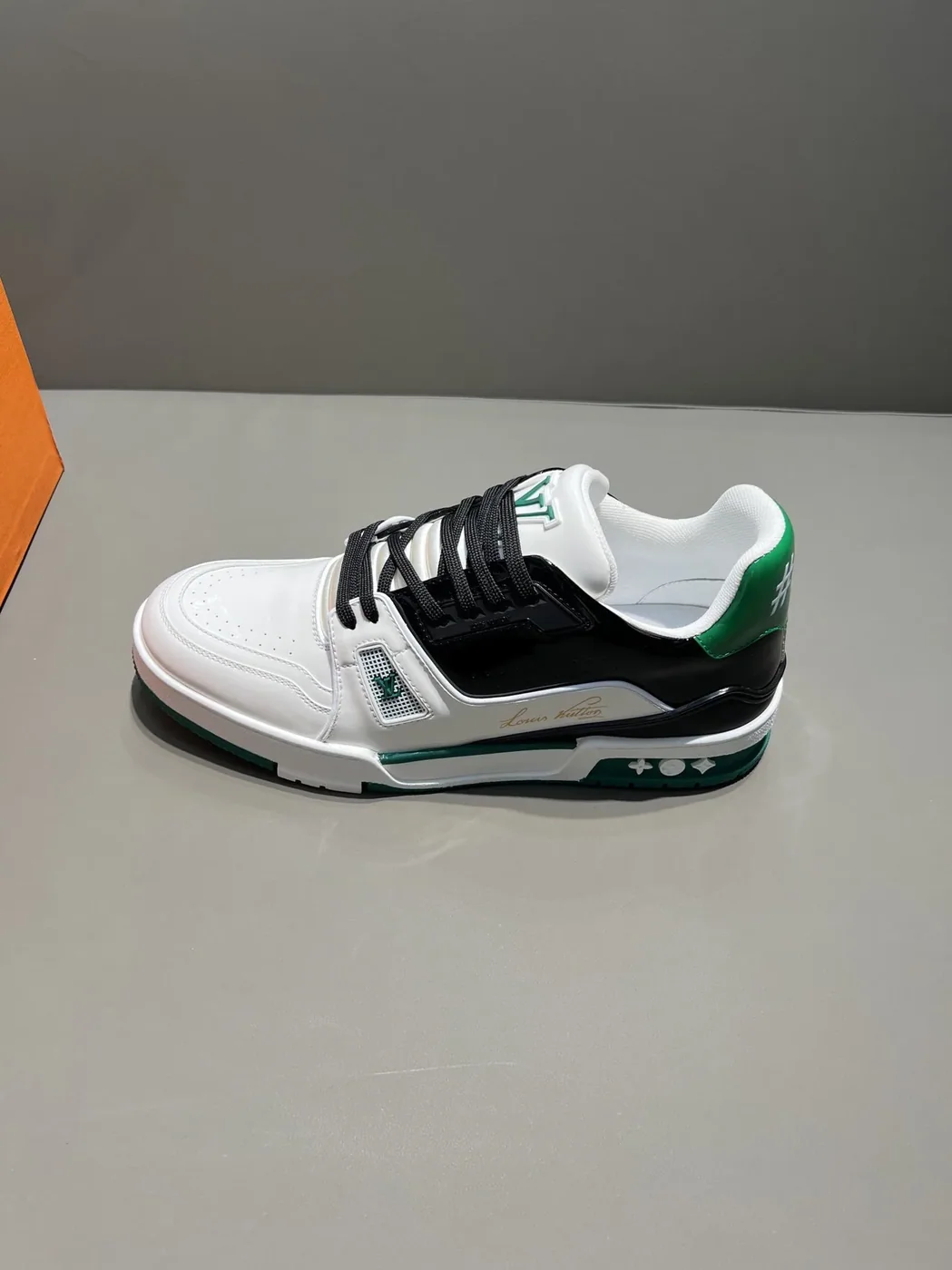 Louis Vuitton Trainer Sneaker White in Black Virgil Abloh Louis Vuitton Trainer Sneaker White in Black Virgil Abloh