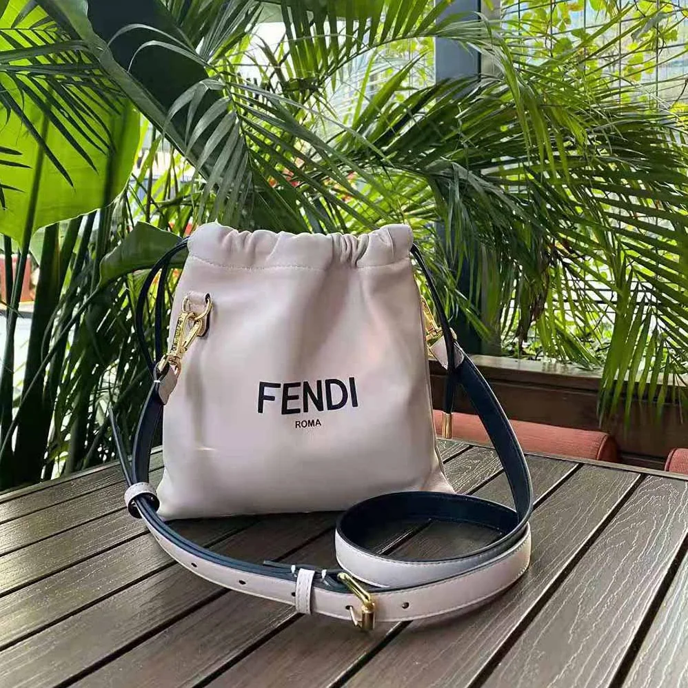 Fendi Fendi Pack Small Pouch Pink Nappa Leather Bag for Women Fendi Fendi Pack Small Pouch Pink Nappa Leather Bag for Women