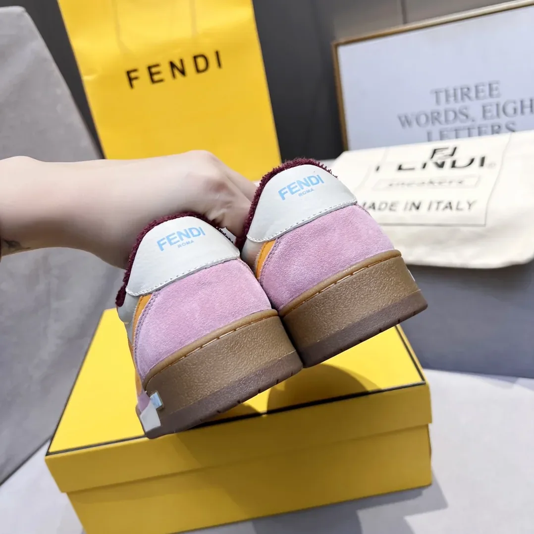 Fendi FD Fendi Match Low Tops Sneakers Pink