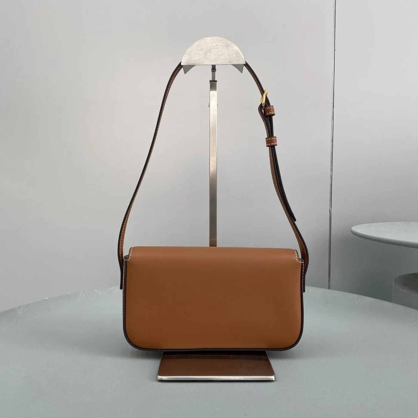 Celine Triomphe Shoulder Bag Brown / .04LU Celine Triomphe Shoulder Bag Brown / .04LU