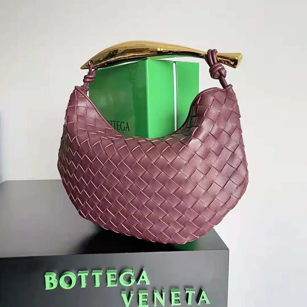 Bottega Veneta Sardine Top Handle Bag for Women in Maroon Bottega Veneta Sardine Top Handle Bag for Women in Maroon