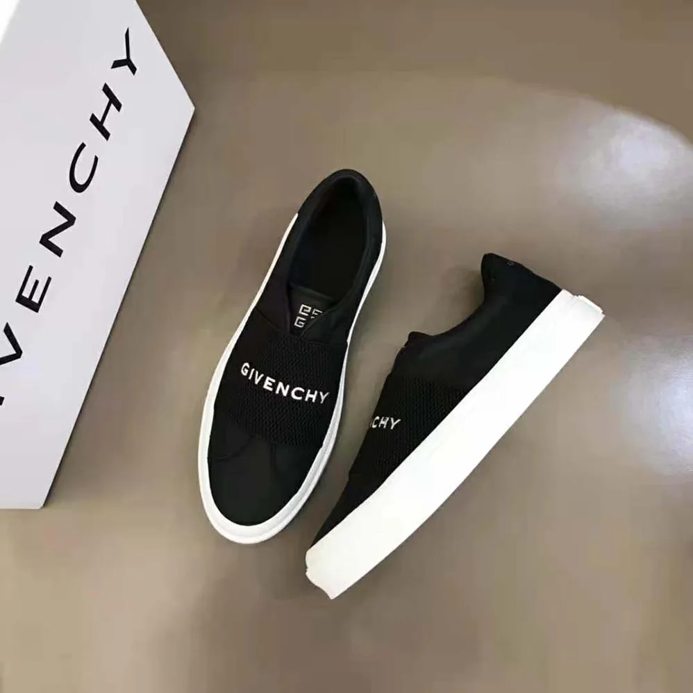 Givenchy Sneakers in Leather with Givenchy Webbing for Women in Black Givenchy Sneakers in Leather with Givenchy Webbing for Women in Black