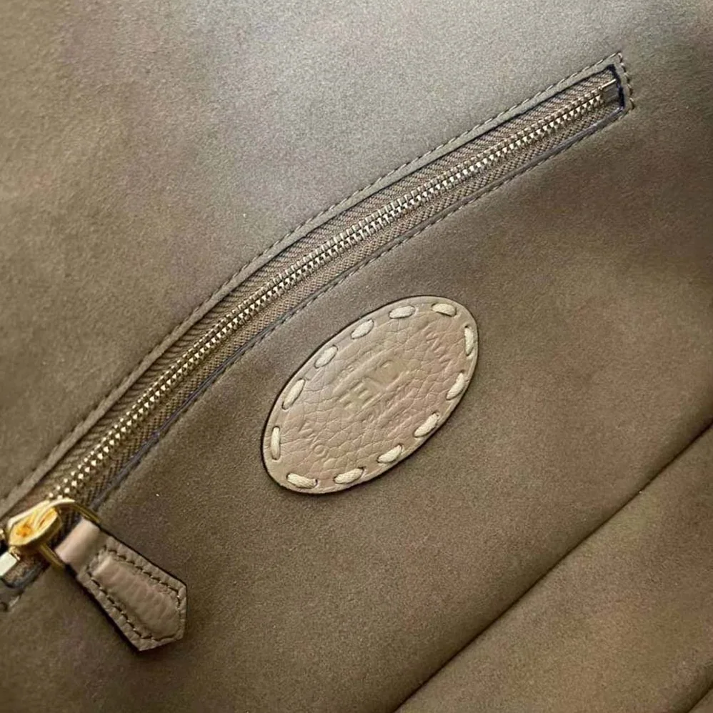 Fendi Baguette Beige Sheepskin Bag for Women