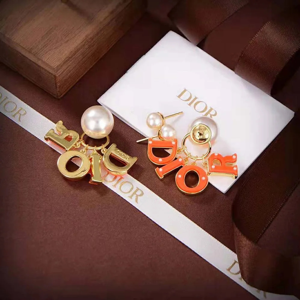 Dior Tribales Earring Gold-Finish Metal and White Resin Pearls for Women Dior Tribales Earring Gold-Finish Metal and White Resin Pearls for Women