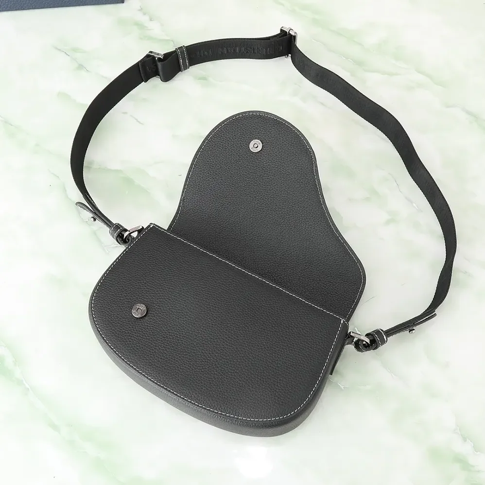 Dior Saddle Messenger Bag Black Grained Calfskin for Men