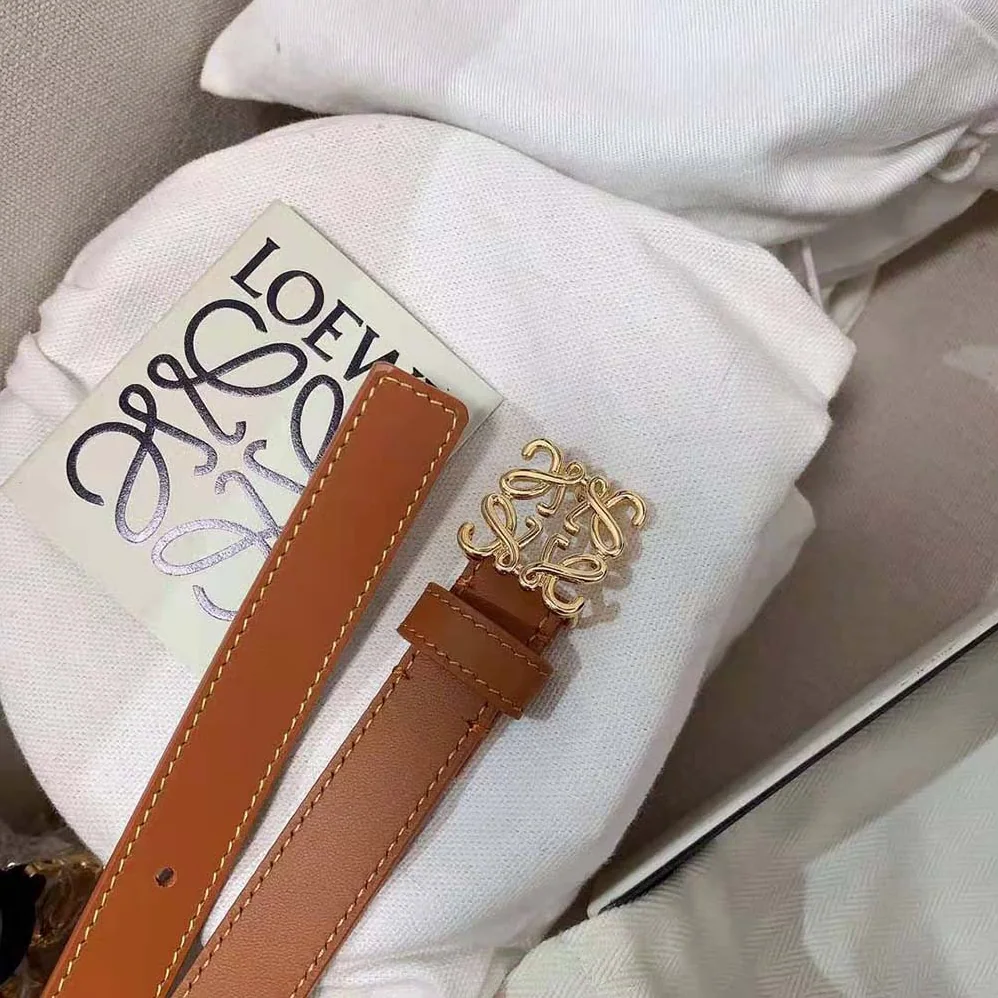 Loewe Anagram Belt in Pebble Grain Calfskin for Women in Tan/Gold Loewe Anagram Belt in Pebble Grain Calfskin for Women in Tan/Gold