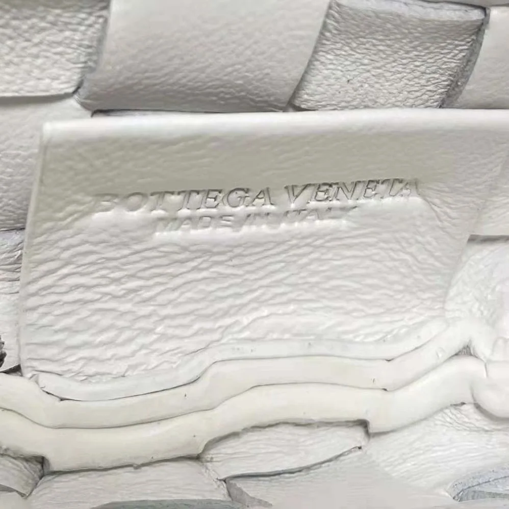 Bottega Veneta Mini Sardine in Supple Lambskin Leather for Women in White Bottega Veneta Mini Sardine in Supple Lambskin Leather for Women in White