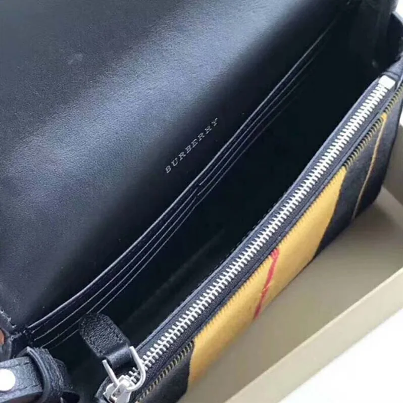 Burberry Vintage Check and Leather Wallet with Detachable Strap for Women