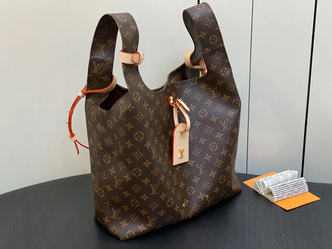 Louis Vuitton Atlantis GM Brown / Louis Vuitton Atlantis GM Brown /
