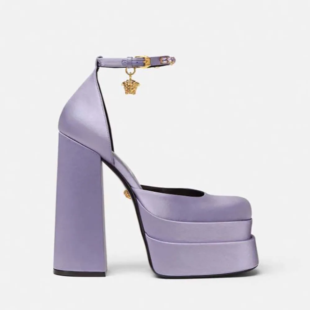 Versace Medusa Aevitas Platform Pumps in 15.5cm Heel Hight for Women in Purple