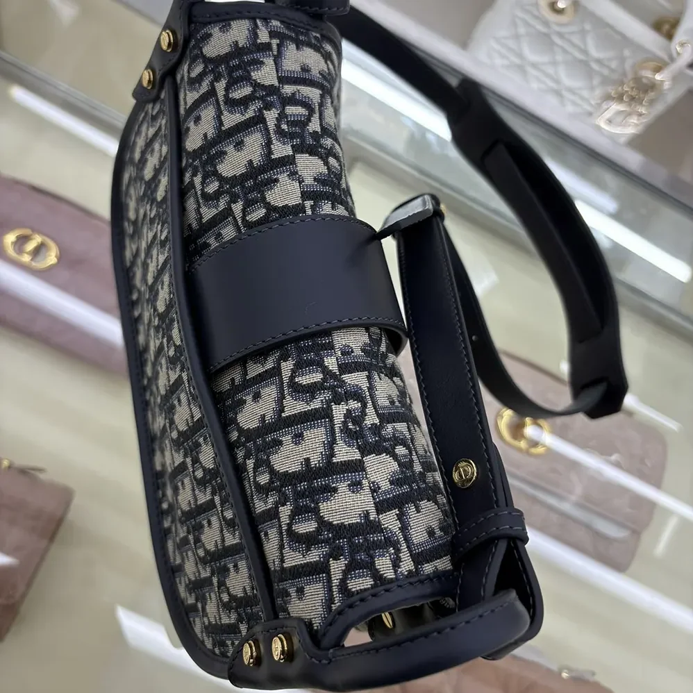 Dior Medium 30 Montaigne Satchel Bag Blue Dior Oblique Jacquard for Women Dior Medium 30 Montaigne Satchel Bag Blue Dior Oblique Jacquard for Women