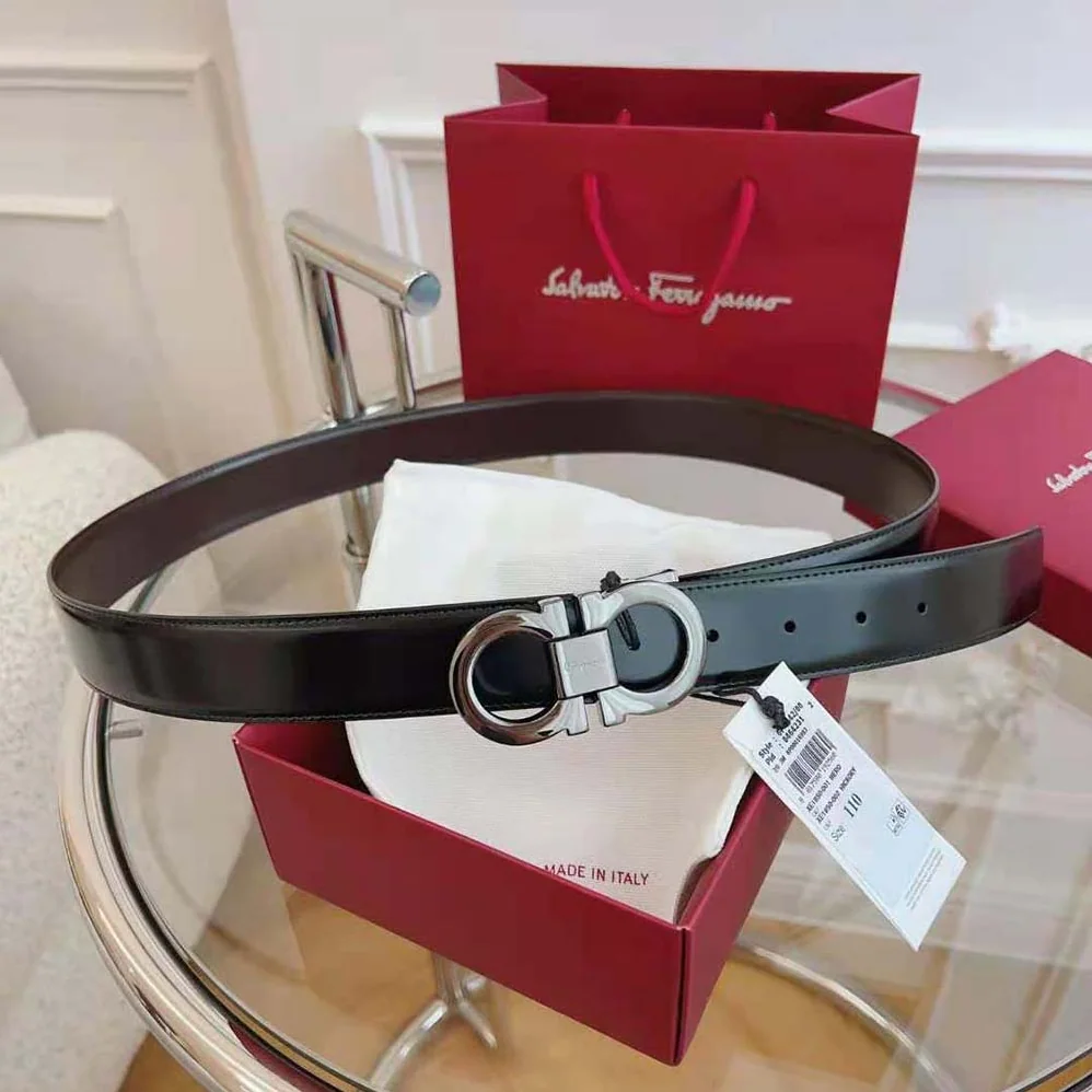 Salvatore Ferragamo Reversible and Adjustable Gancini Belt for Men in Black
